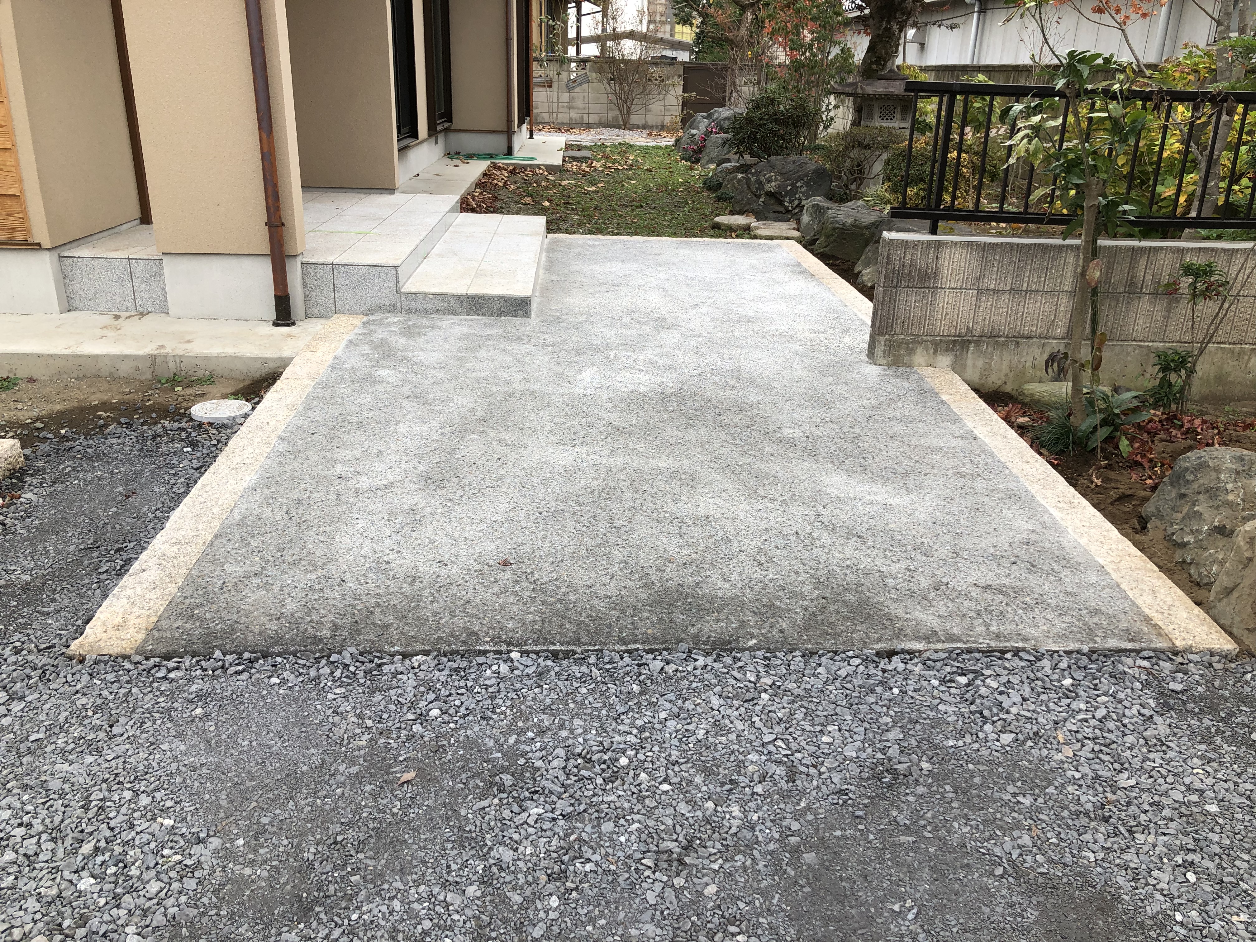 玄関スロープ設置工事