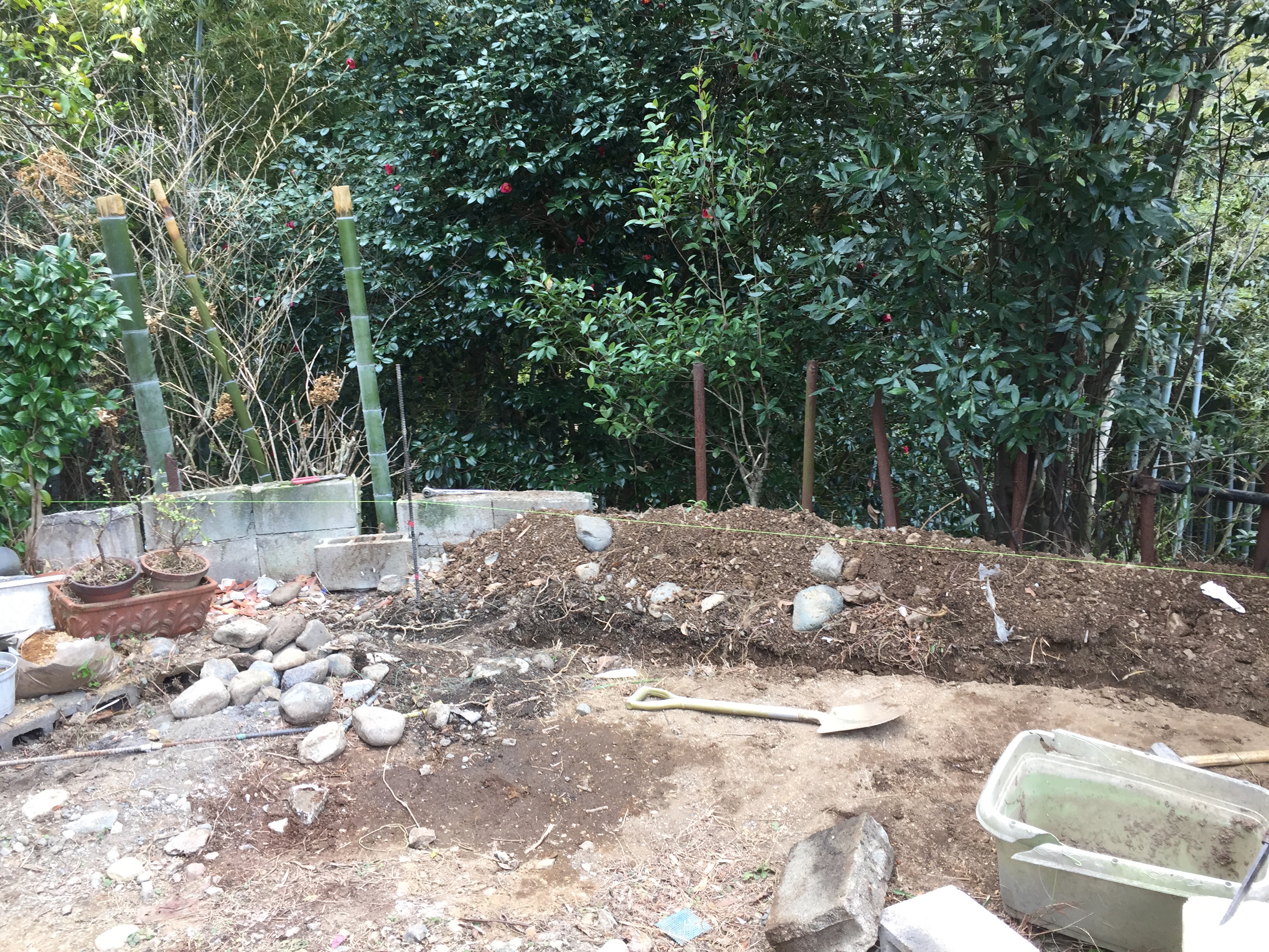 桐生市菱町K様邸　駐車場及びフェンス
