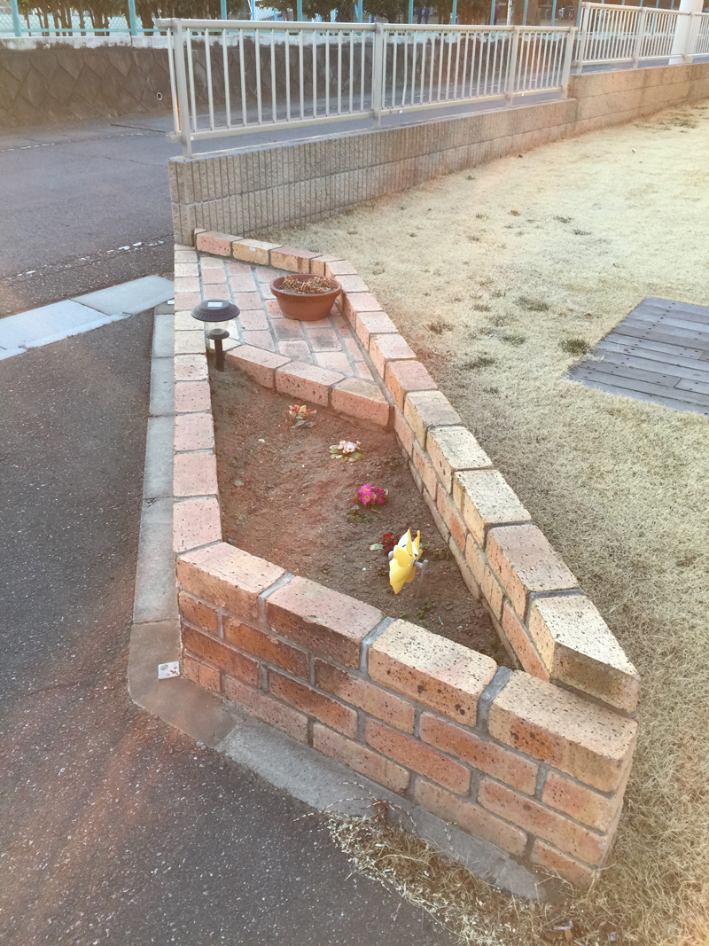 みどり市笠懸町K様邸　境界ブロック　フェンス　花壇