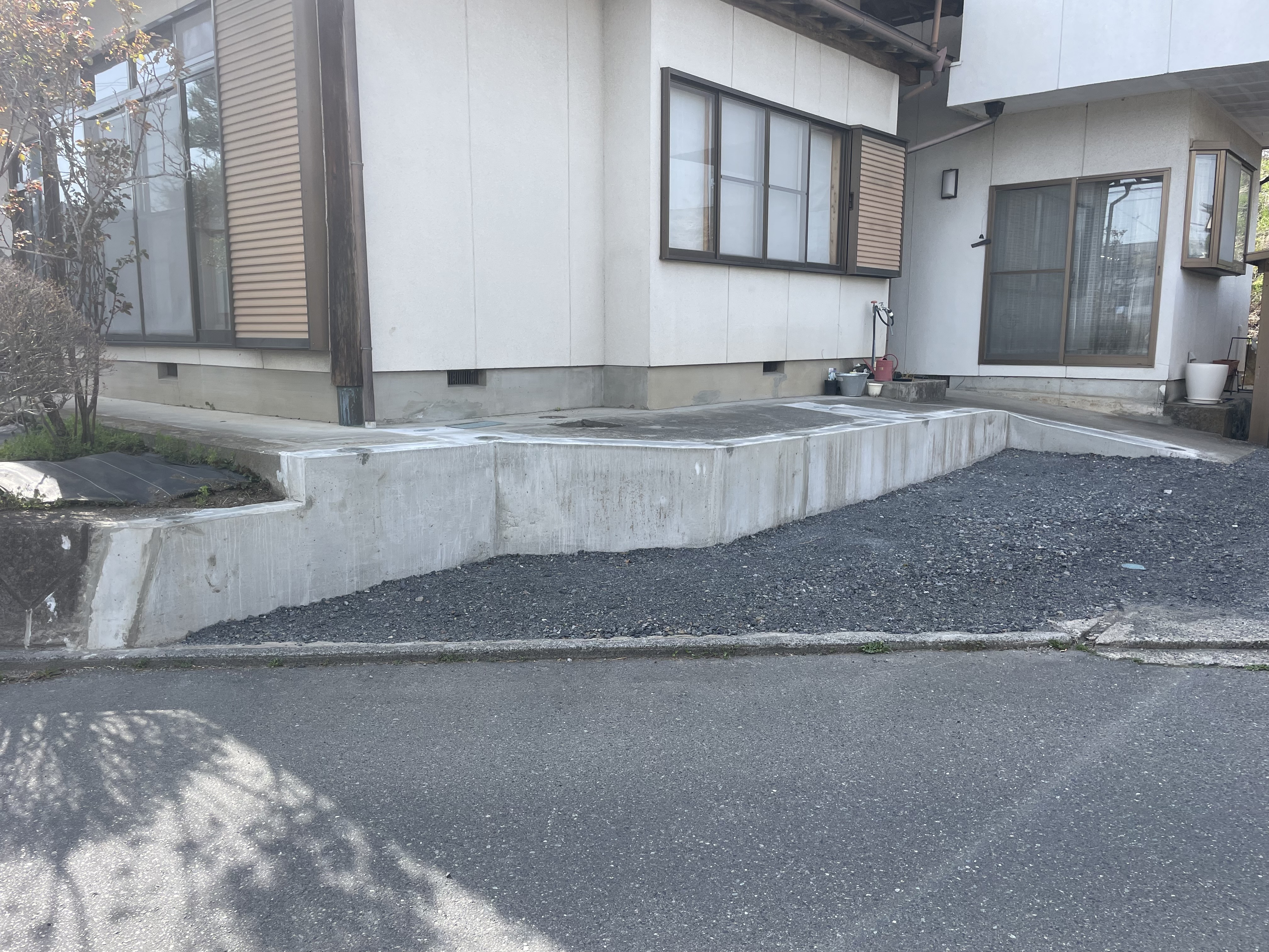 沼田市　Ｈ様邸　駐車場改修工事